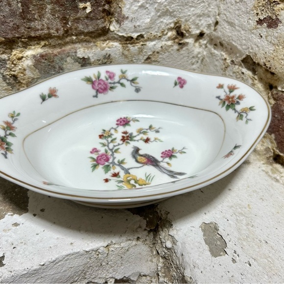 Vintage Limogues France Set of 2 Floral Peacock Serving Bowls Trimmed in Gold. - Picture 7 of 10